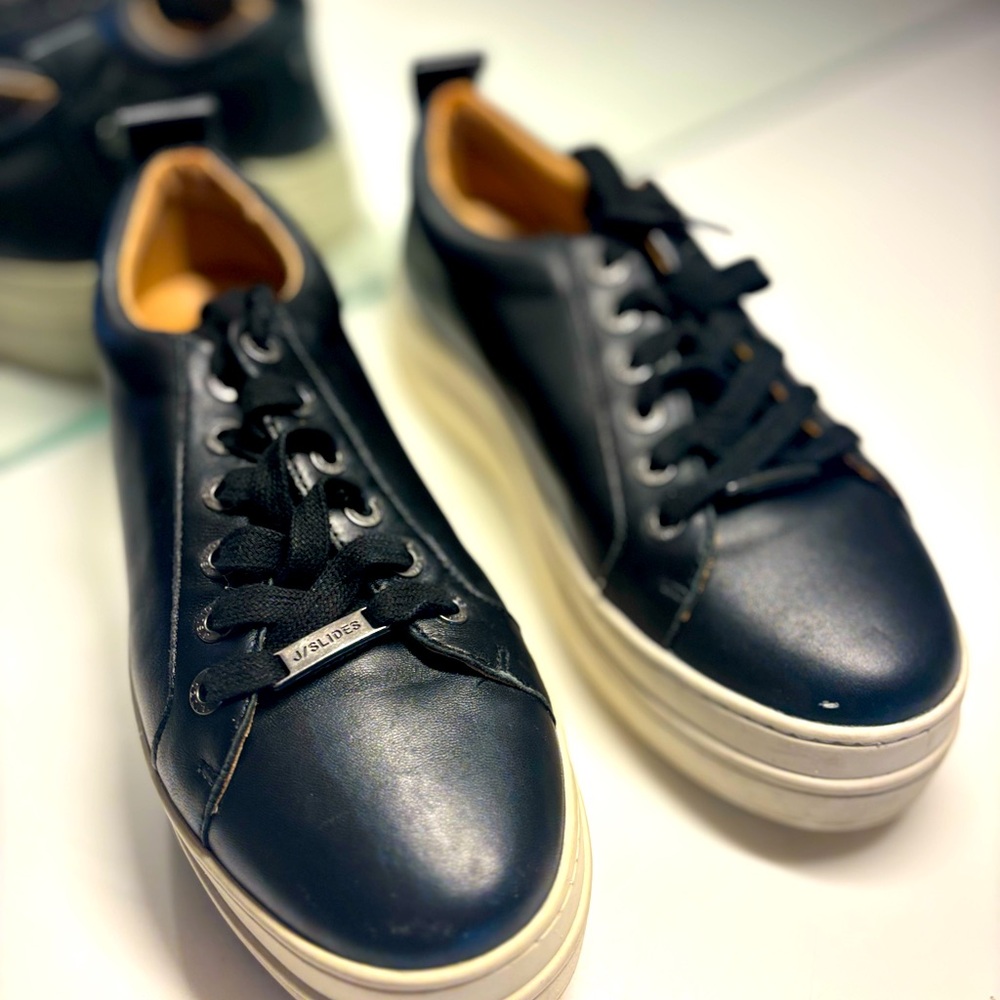J/SLIDES Black and White Sneakers Minimalist Design